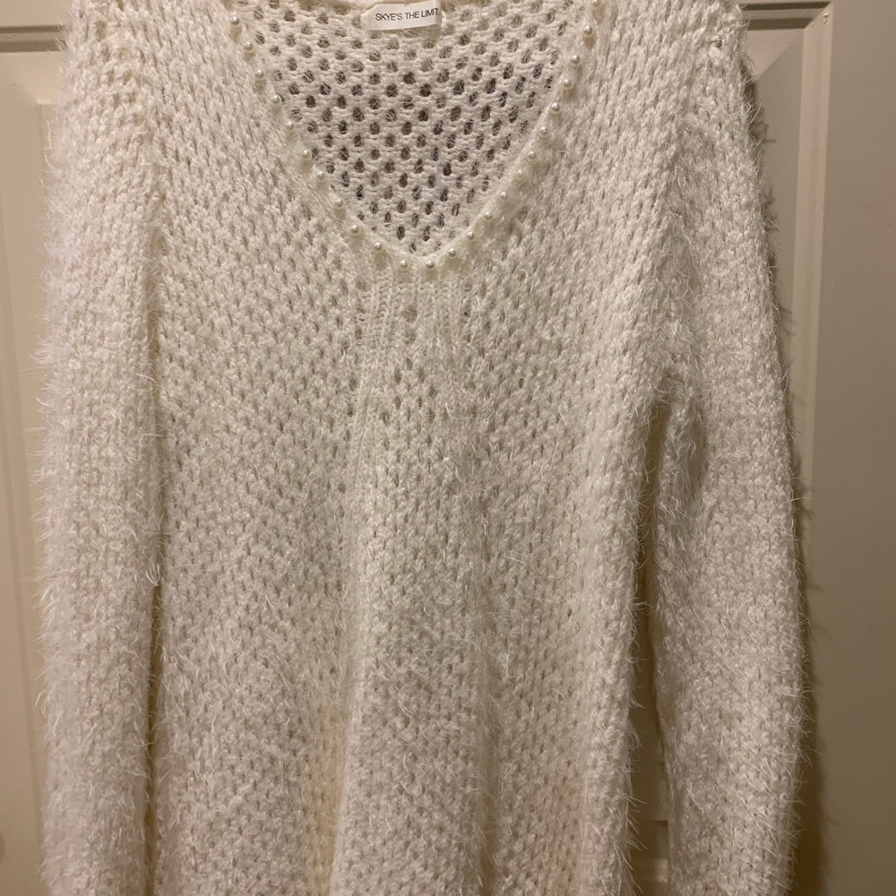 White V-Neck Loose Knit Sweater